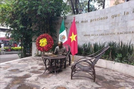 A statue of Uncle Ho in Mexico City (Photo: VNA)