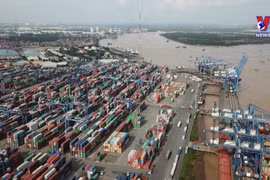 Export-import turnover tops 668 billion USD 