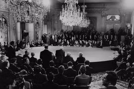 Vietnam News Agency debuts book on Paris Peace Accords