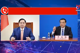 Government leaders of Vietnam, China hold phone talks