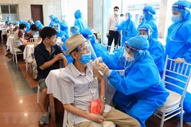 Hanoi exerts all efforts to complete vaccination drive by Sept. 15
