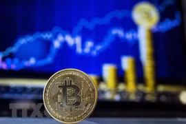 Silver lining found in investment channel risk this year
