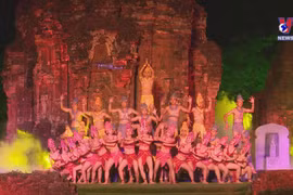 Night performance kicks off national tourism year in Quang Nam