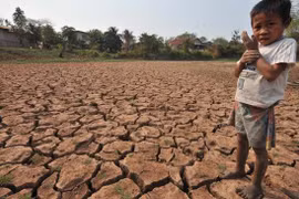 Extreme drought in Laos caused by climate change (Photo: theguardian.com)
