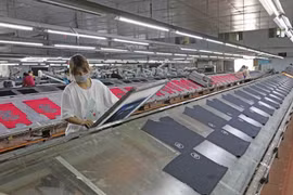 At An Phu Garment and Printing Co.,Ltd in Hung Yen province (Photo: VNA)
