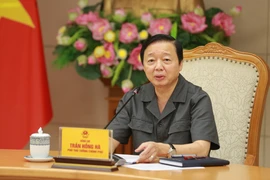 Deputy Prime Minister Tran Hong Ha chairs a meeting of the steering committee on housing policy and property market on October 25. (Photo: VNA)