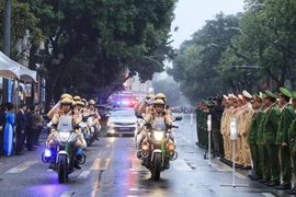 PM Pham Minh Chinh issues an official dispatch, asking ministries and sectors to take critical steps to strengthen road safety regulations. (Photo: VNA)