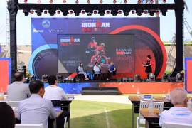 The 2024 VinFast IRONMAN 70.3 Vietnam is taking place in the central city of Da Nang from May 10 to 12. (Photo: VNA)