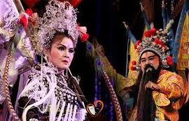 “Hat boi” performance, unique tourism product of Vinh Long