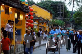 Vietnam strives to lure more tourists from APEC members 