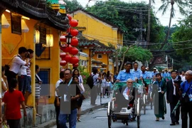 Vietnam strives to lure more tourists from APEC members 