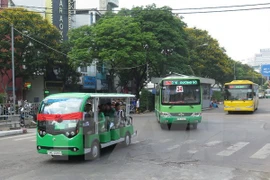Electric buses improve tourism service