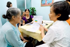 Health care for elderly a growing concern in Vietnam