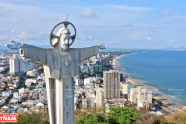 Towering statue of Jesus Christ in Vung Tau