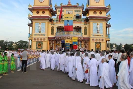 Festival marks 90th anniversary of Cao Dai religion