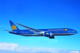 Vietnam Airlines domestic market share plummets