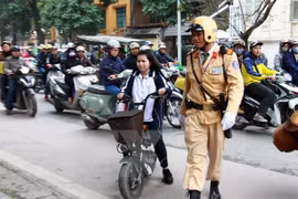 Public campaign enhances safe helmet use