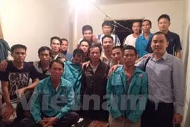 First group of Vietnamese workers in Algeria to return home