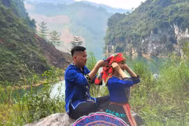 Love market passionate legend of Ha Giang Karst Plateau