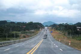 Vietnam, Laos to speed up Hanoi-Vientiane expressway project