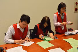 HNX’s state capital divestment auctions bring in over 1 trillion VND 