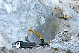 Mining industry unable to enjoy tax incentives