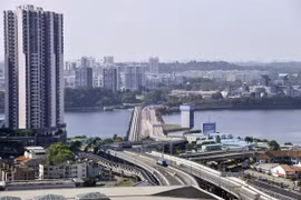 Singapore, Malaysia agree to defer high-speed rail project