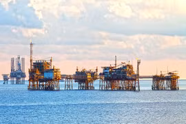 Vietsovpetro fulfills output goal one month ahead schedule