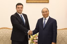 PM Nguyen Xuan Phuc receives Israeli Ambassador