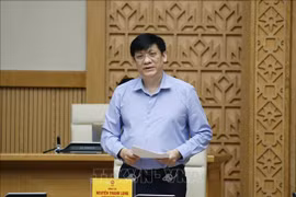 Health Ministry gives support to two central hospitals in COVID-19 fight