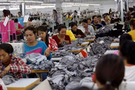 Cambodia considers more measures to support firms affected by COVID-19