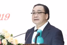Politburo takes disciplinary actions against Party officials 