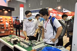 International machinery, supporting industry fairs open in HCM City