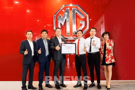 MG sports cars debut in Vietnam