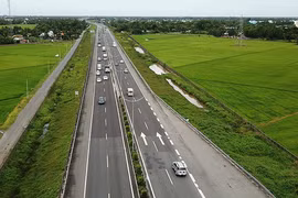 Transport Ministry asked to explain North-South Expressway delay