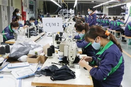 Textile, rubber-plastic brace for raw material shortage