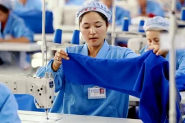 Export set to hit 340 billion USD in 2025 