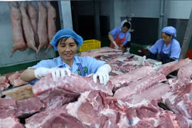 Livestock standouts amid weakening agricultural exports