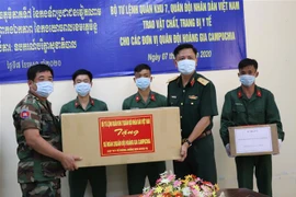 Military Region 7 presents medical equipment to Cambodian army