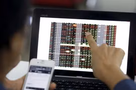 Most local investment funds suffer losses