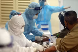 Vietnam records nine new COVID-19 community cases 