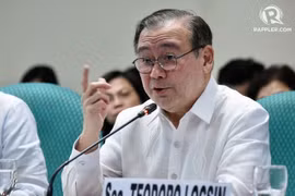 Philippines suspends VFA termination with US
