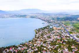 Khanh Hoa aims for GRDP growth of 7.4 percent next year