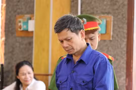 Son La court sentences defendants in exam scandal