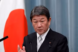 Japan calls for peaceful settlement of East Sea issue