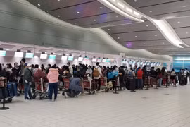 340 Vietnamese citizens brought home from Canada