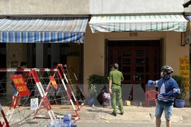 HCM City sends 13 people to quarantine as man suspected of having COVID-19