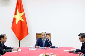 Vietnamese, Japanese PMs hold phone talks 