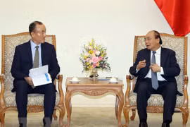 PM: Vietnam pools all resources to fight COVID-19 