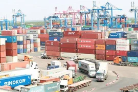 Vietnam posts trade deficit of 176 million USD in two months